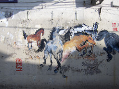 streetart horses in melaka