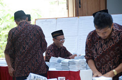 election day in indonesia 2014