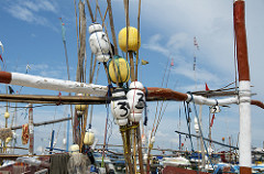 tangalle fish harbour