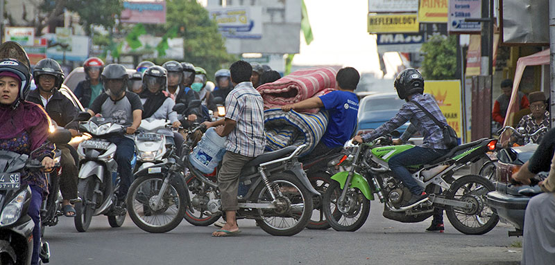 traffic in yogyakarta, indonesia